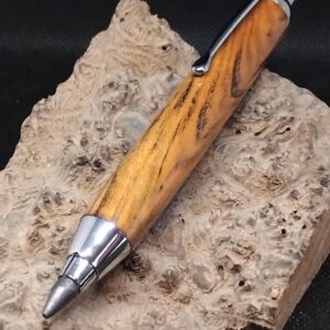 Crayon Porte Mine Artisanal en Bois de Pistachier - WOOD83